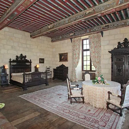 Chateau De Sauveboeuf بيت ضيافة Aubas